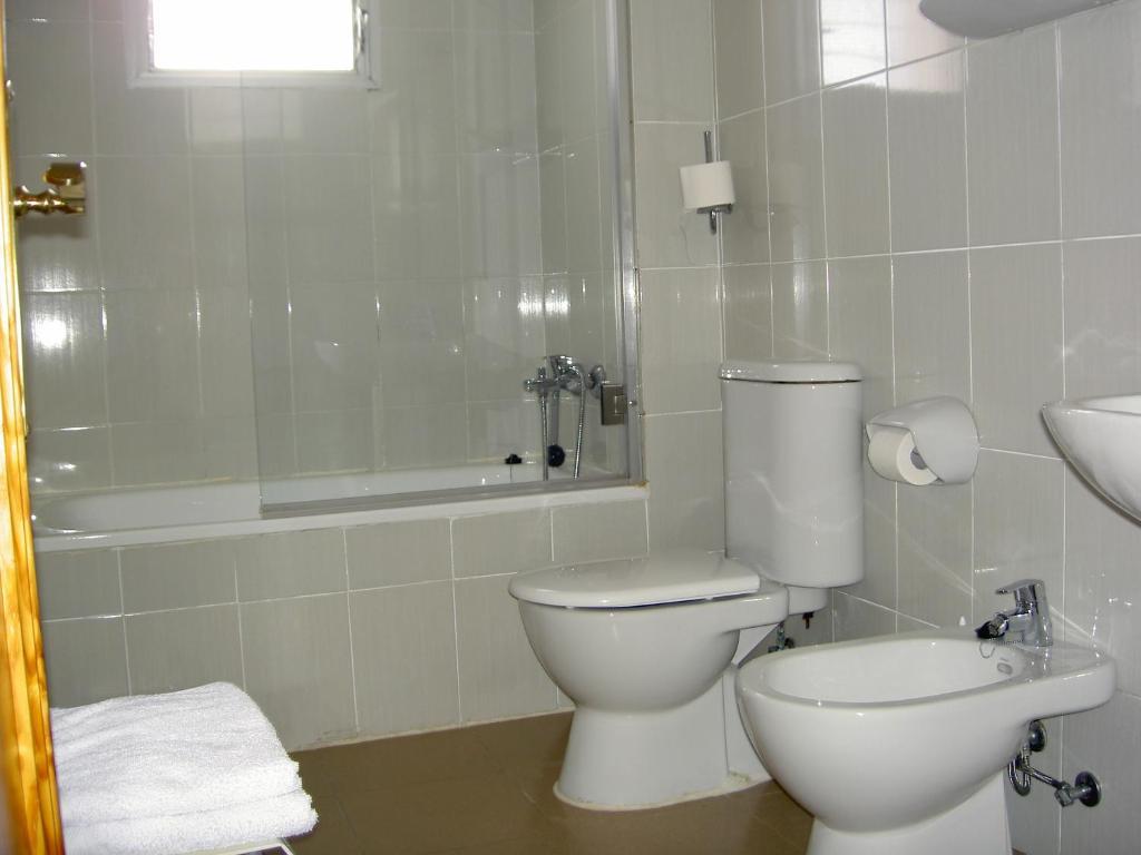 Hotel Alvarez Tuéjar Zimmer foto